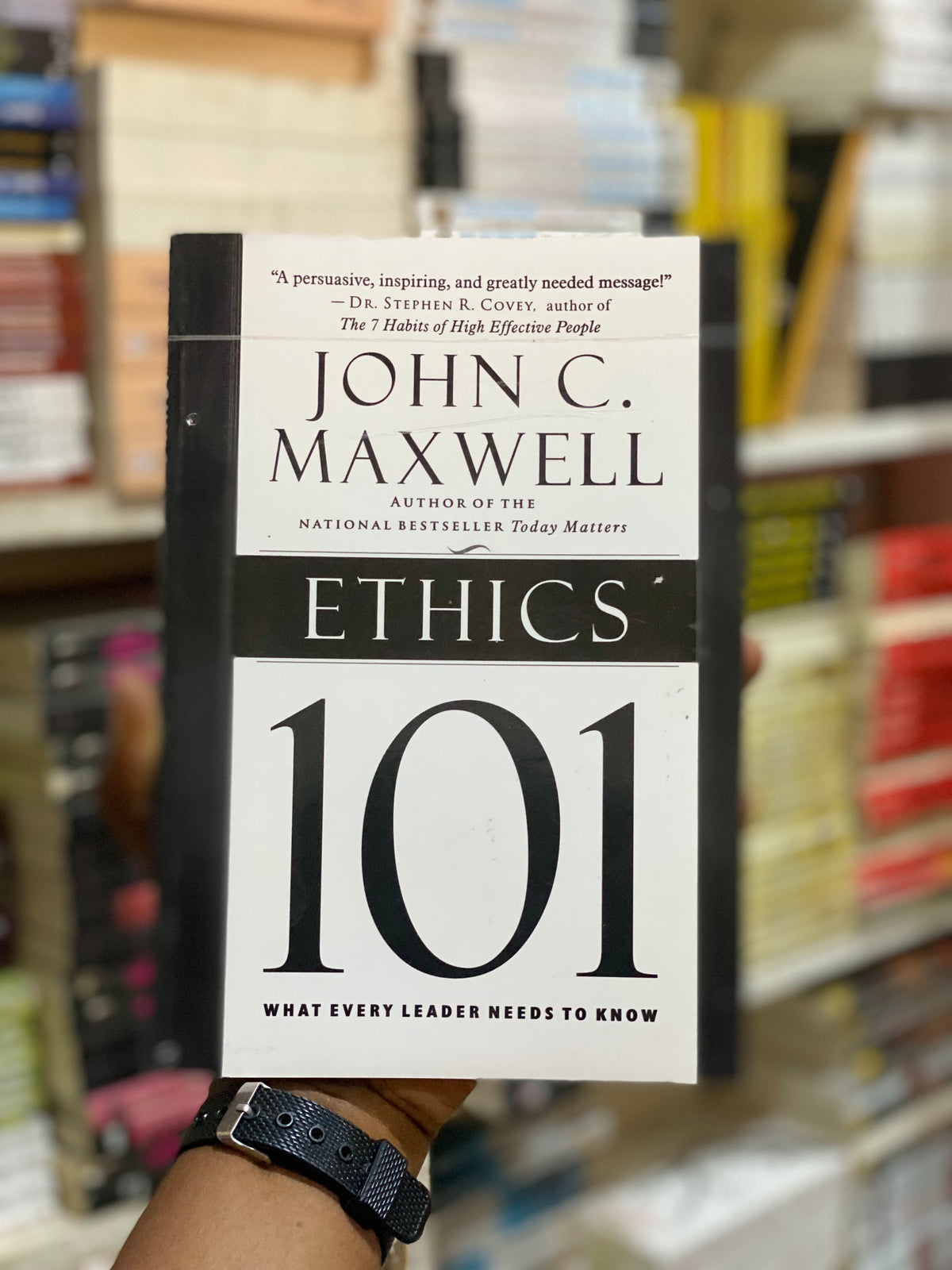 Ethics 101 by John C. Maxwell, front cover